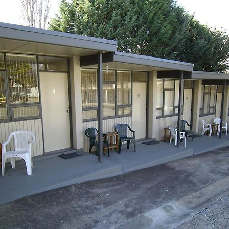 The Swiss Motel Cooma Extérieur photo